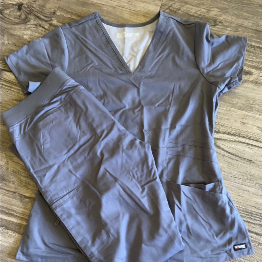 Grey’s anatomy scrub set